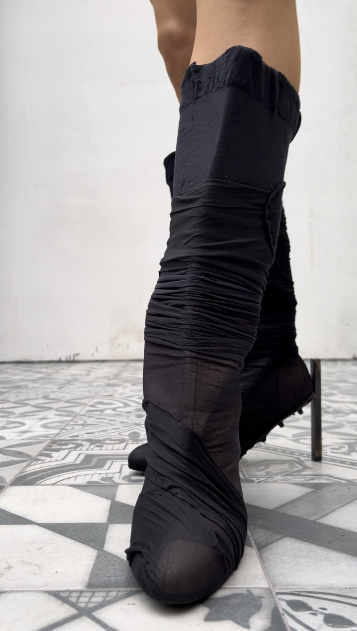 STEELETTO NYLON BLACK