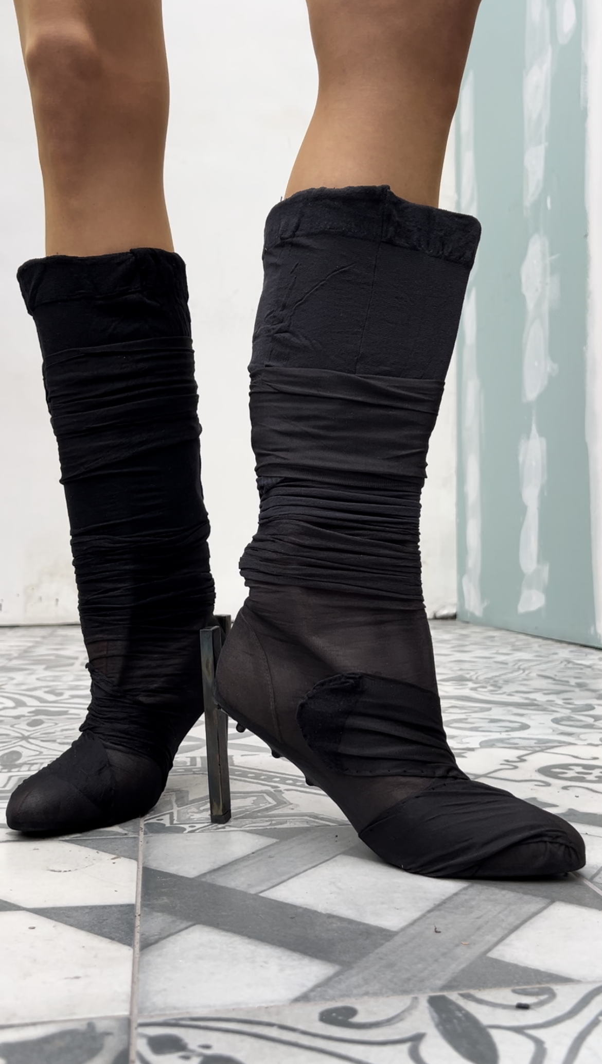 STEELETTO NYLON BLACK