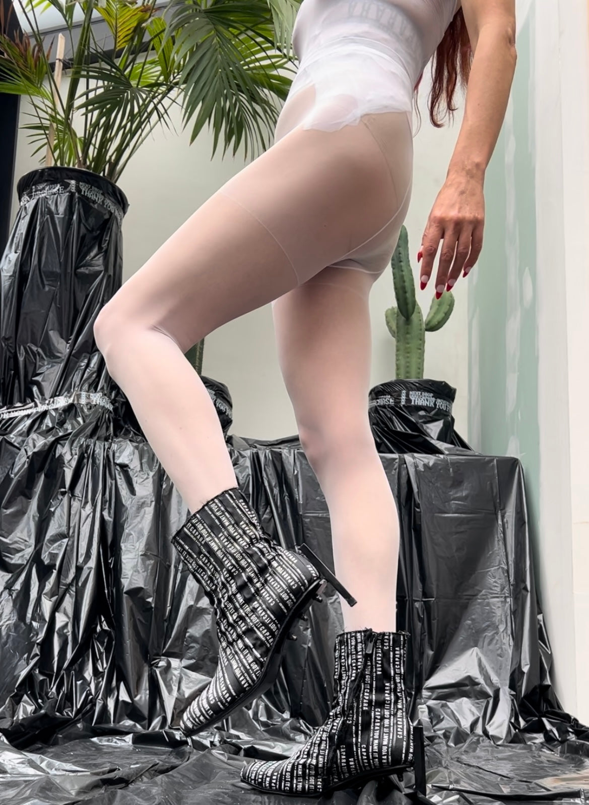 STEELETTO ZIPPED BOOT - RIBBONS