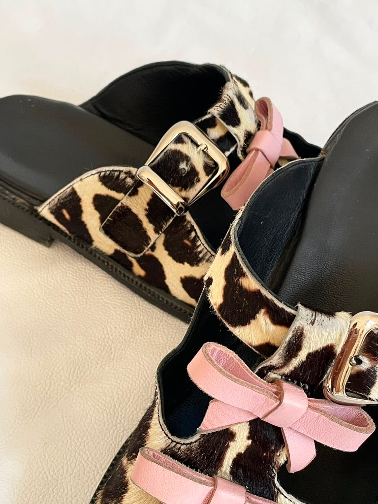 1. LARS LEOPARD + PINK BOWS
