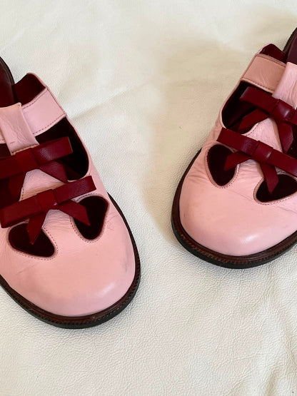 1. LARS PINK + BURGUNDY