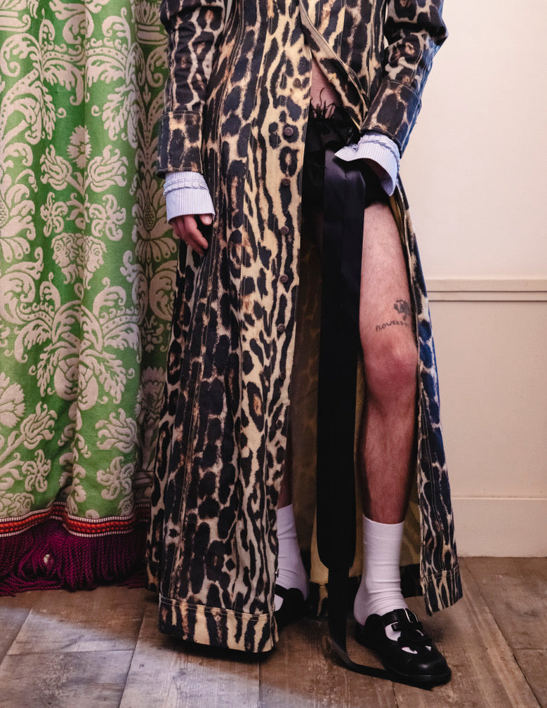 1. LARS LEOPARD + PINK BOWS