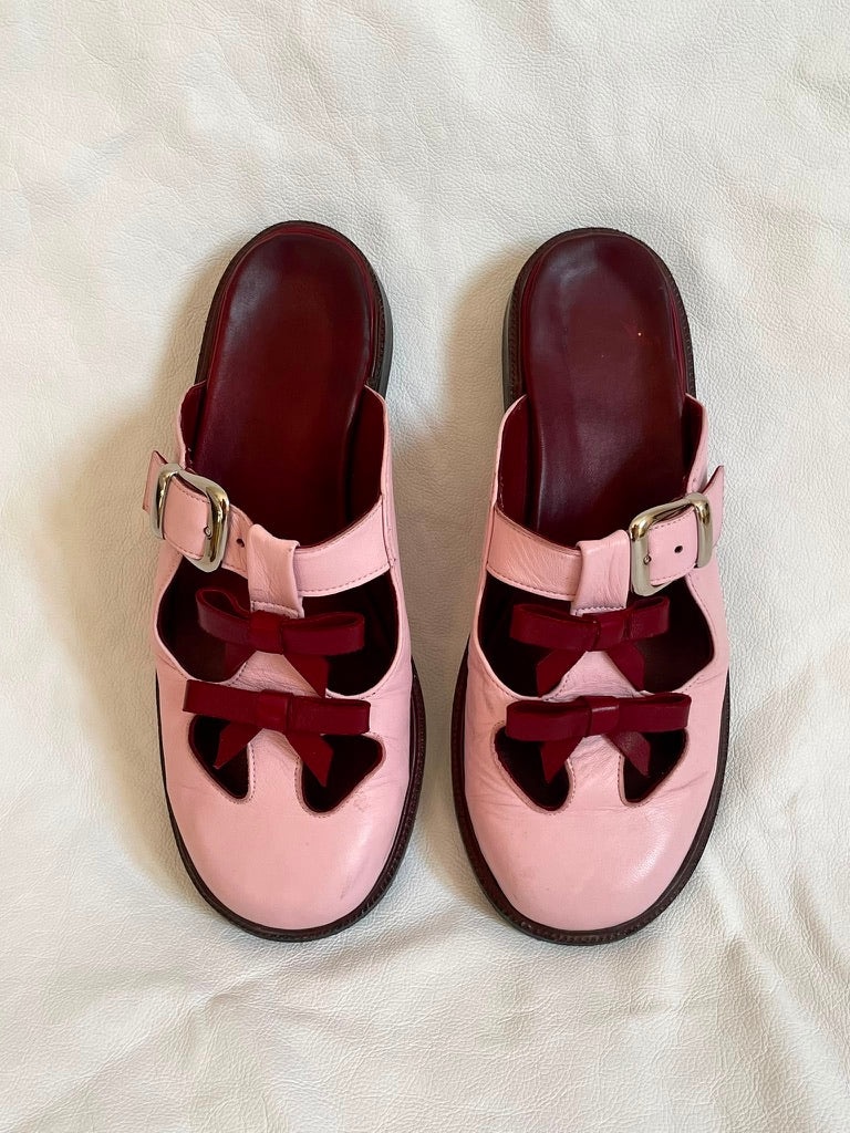 1. LARS PINK + BURGUNDY